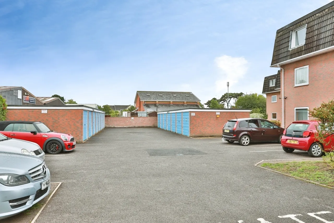 Fairmile Road, Christchurch, BH23, photo 7