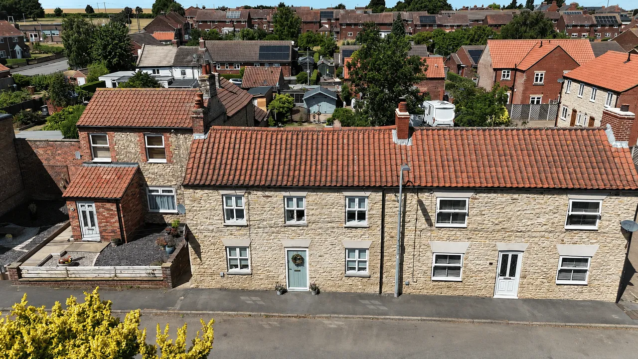 High Burgage, Winteringham, DN15, photo 23