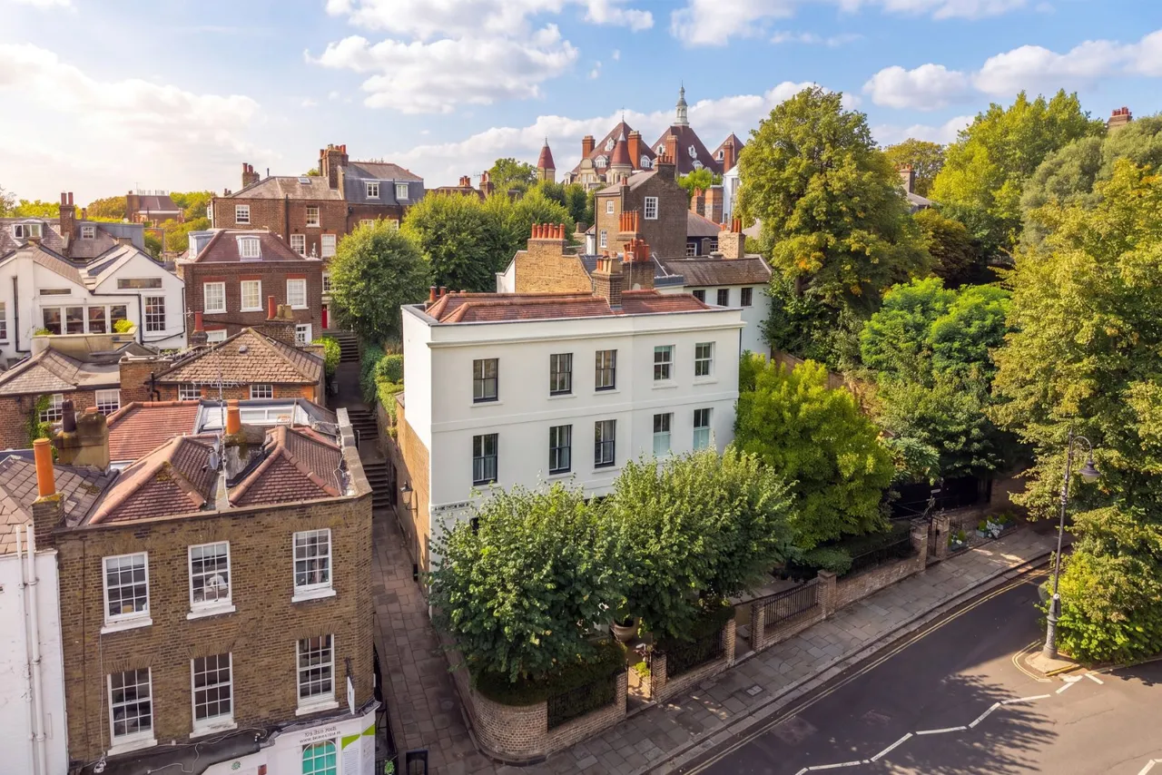 The Mount, Hampstead, London, NW3 6SZ, photo 2