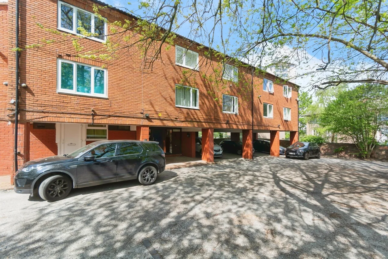1 bed flat for sale, St. Matthews Road, Smethwick, B66