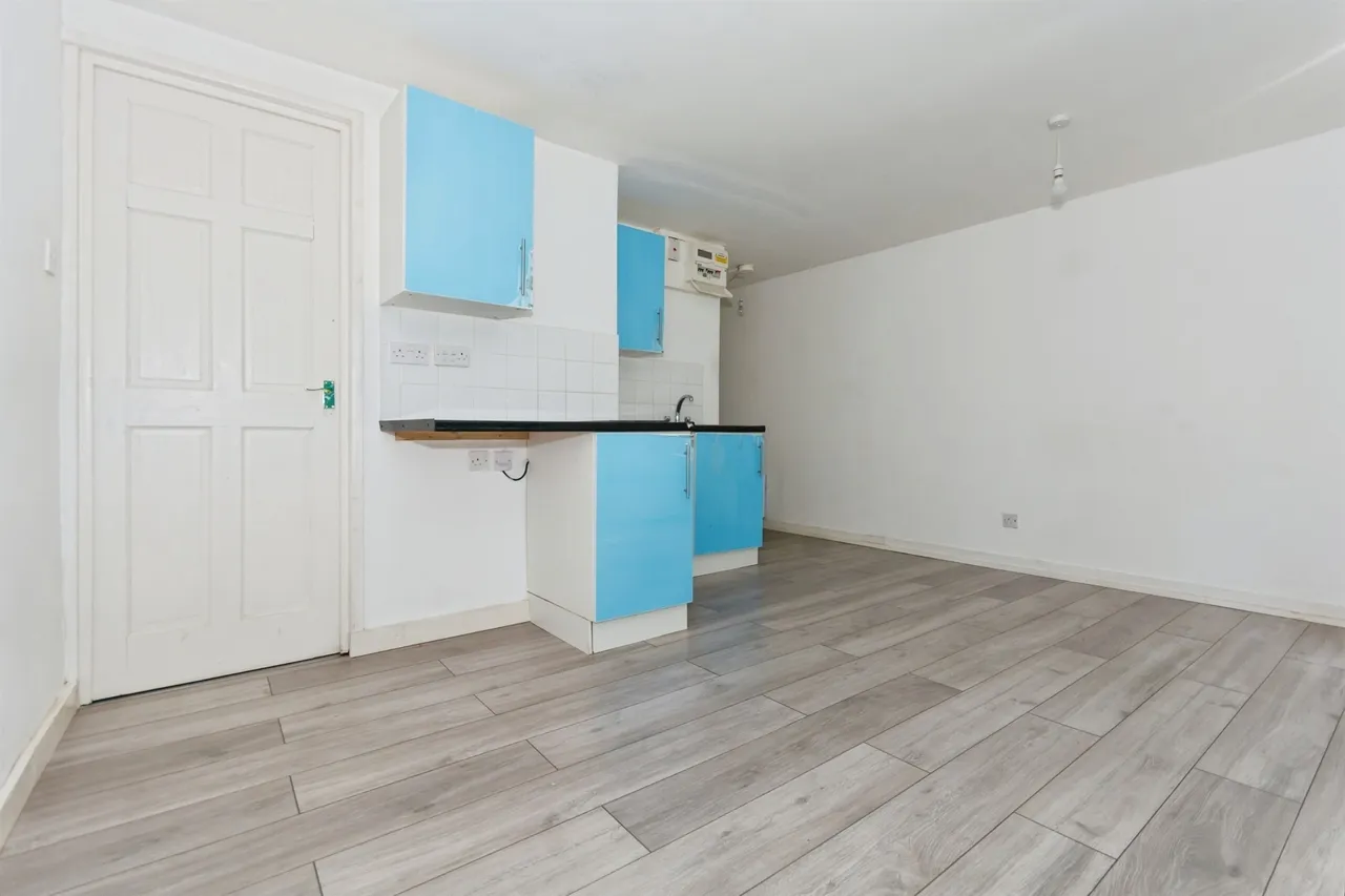 St. Matthews Road, Smethwick, B66, photo 9