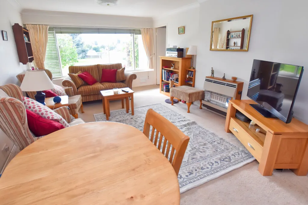 Grove Gardens, Market Drayton, photo 3