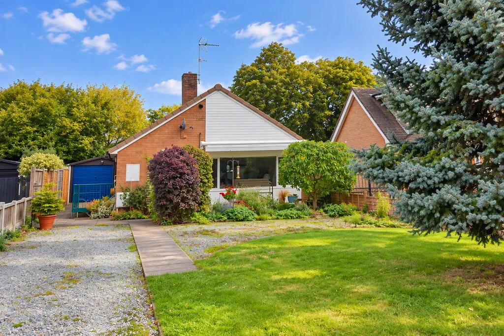 Grove Gardens, Market Drayton, photo 17