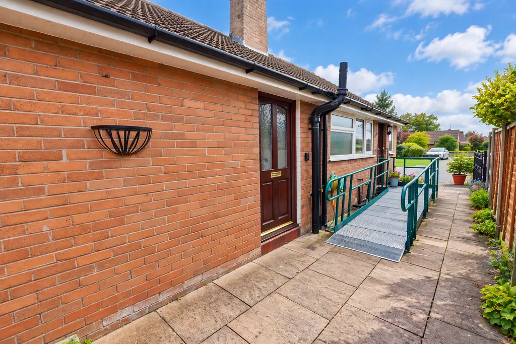Grove Gardens, Market Drayton, photo 16
