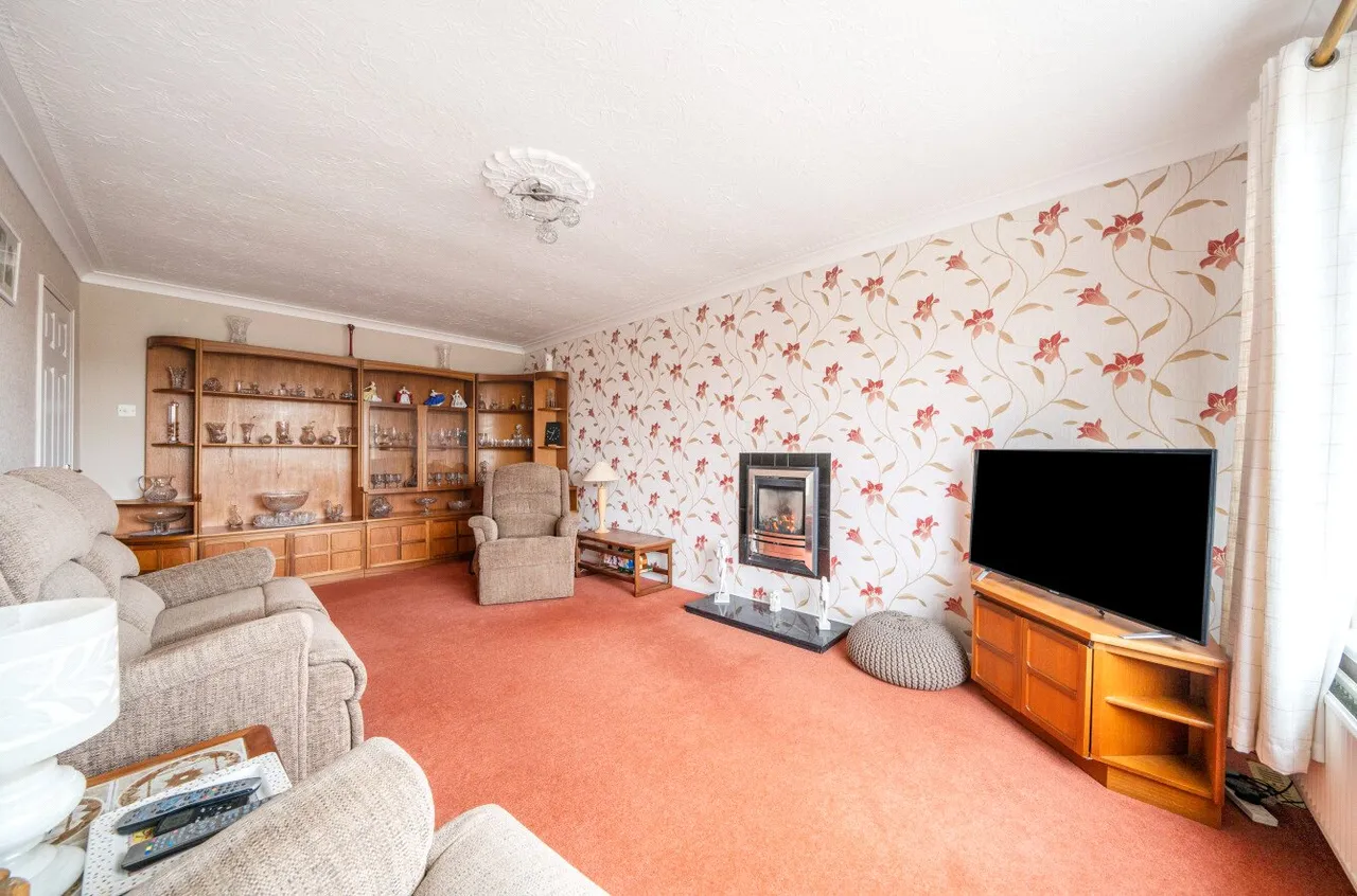 Holcombe Drive, Llandrindod Wells, Powys, LD1 6DN, photo 5