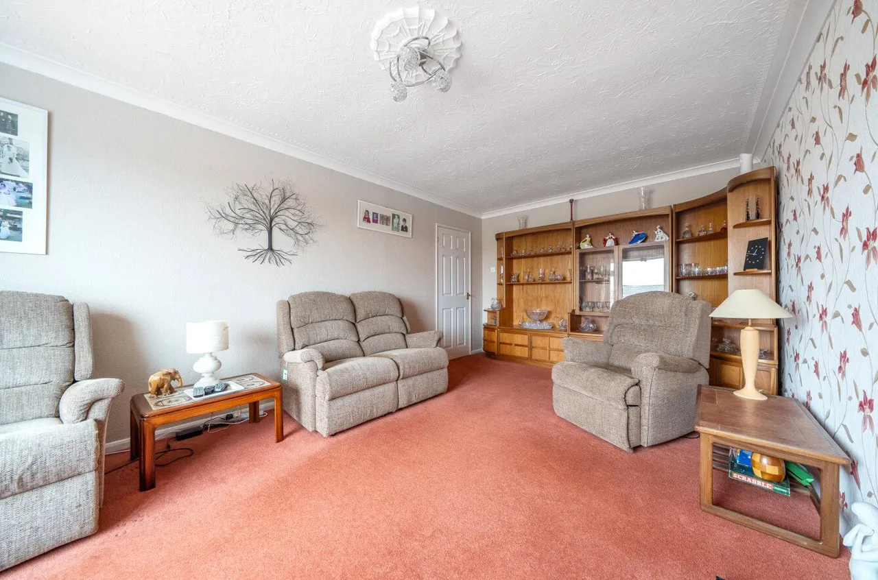 Holcombe Drive, Llandrindod Wells, Powys, LD1 6DN, photo 6
