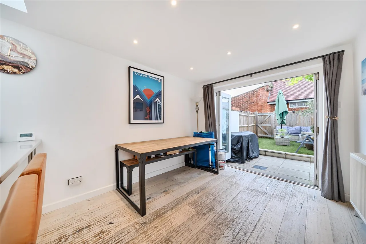 Shore Road, Warsash, photo 8