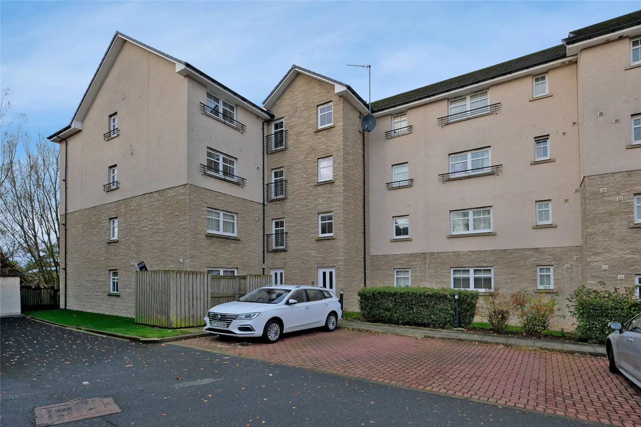 2 bed flat for sale, South Road, Ellon, AB41