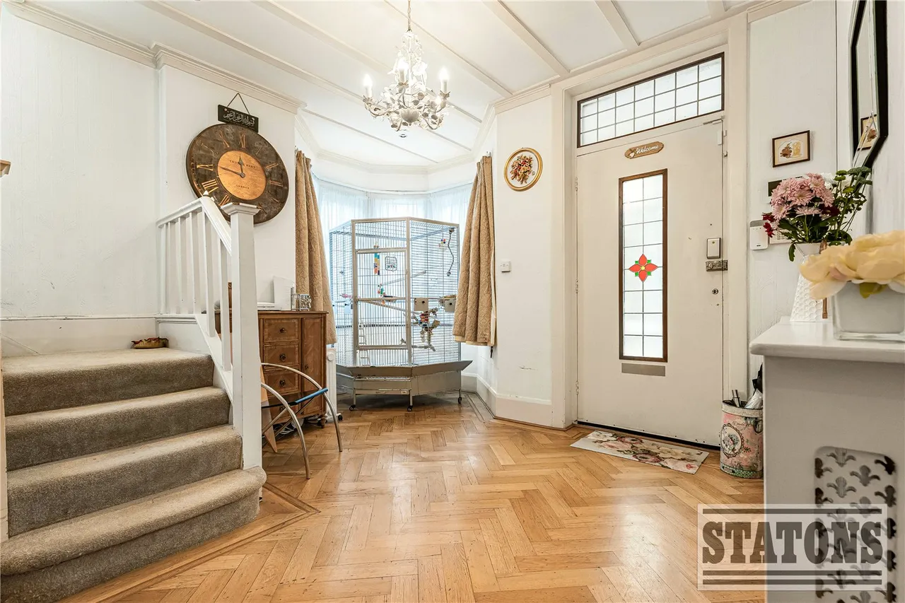 Chase Side, London, N14 4PR, photo 2