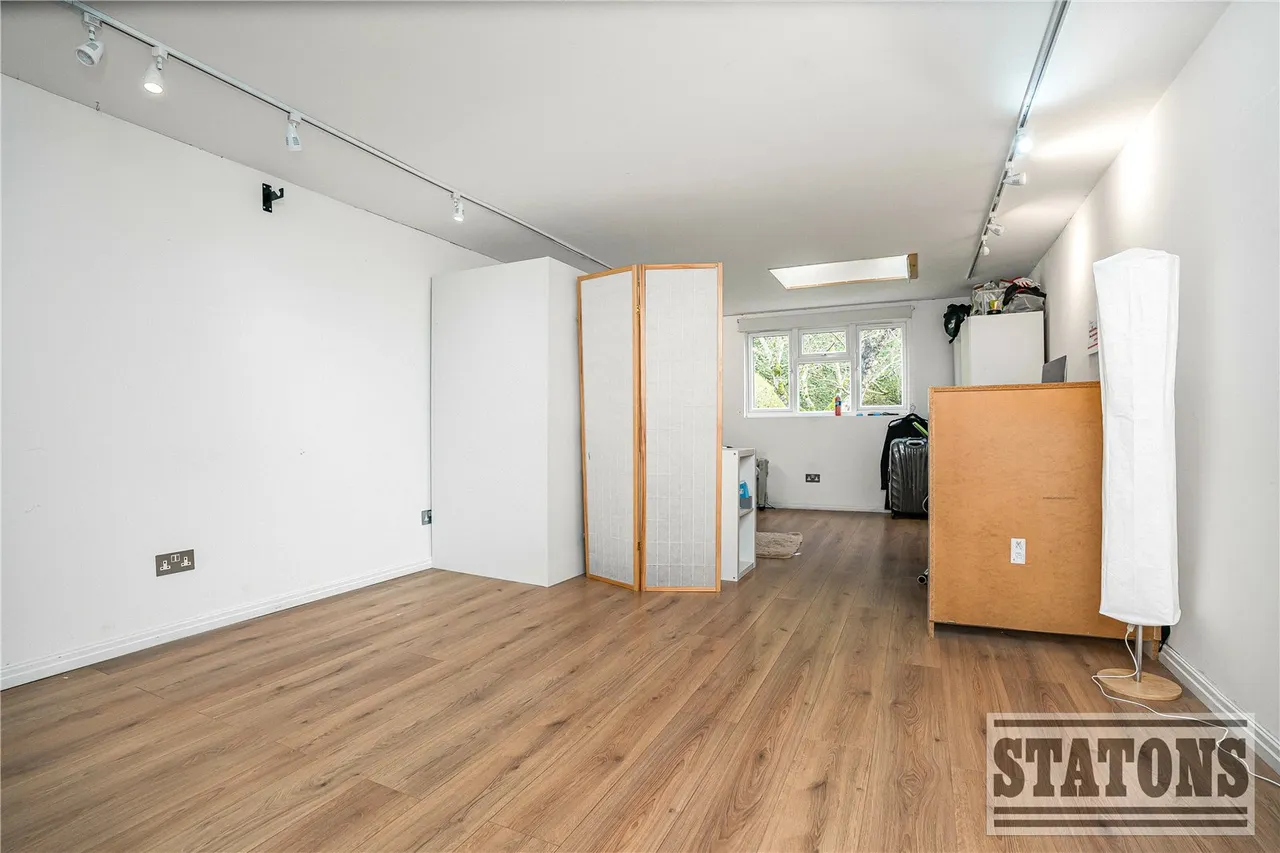 Chase Side, London, N14 4PR, photo 19