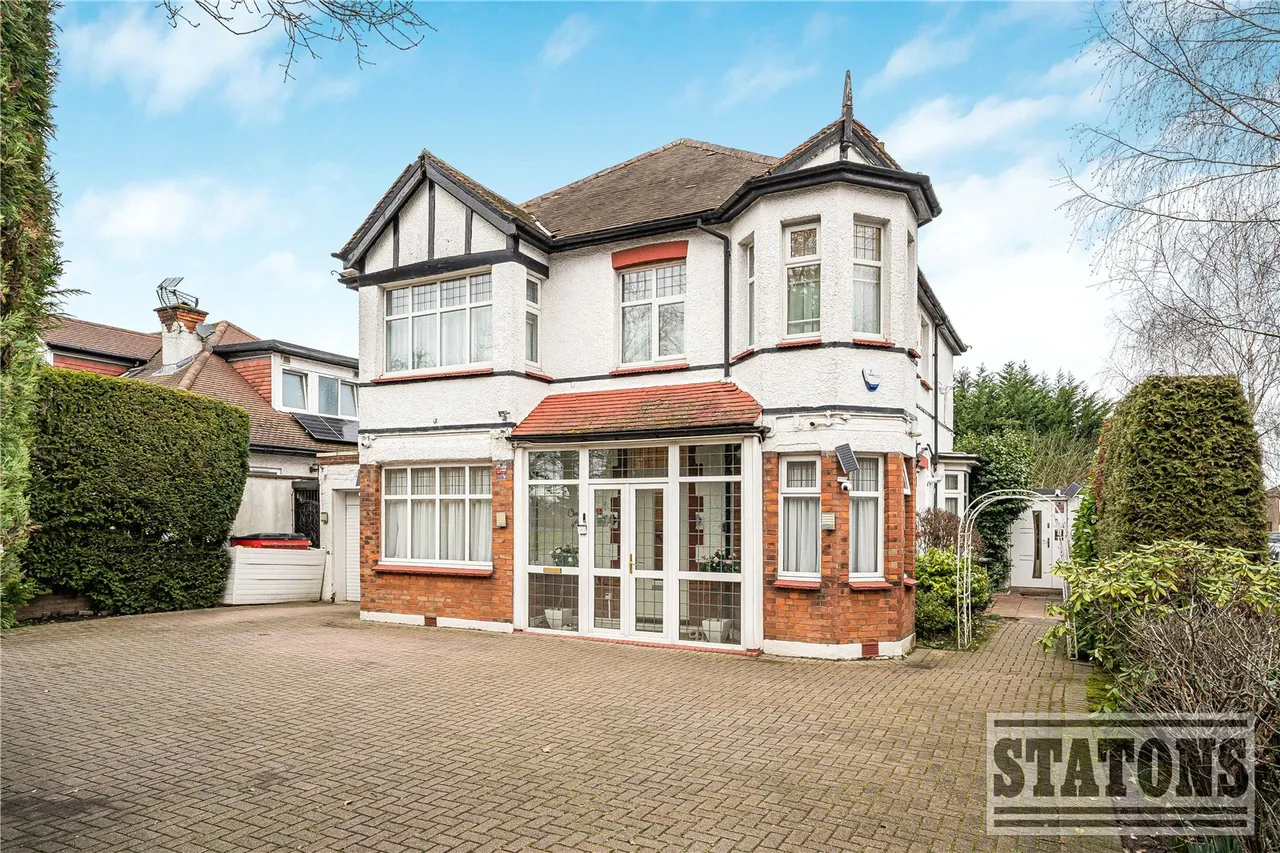 4 bed house for sale — Chase Side, London, N14 4PR