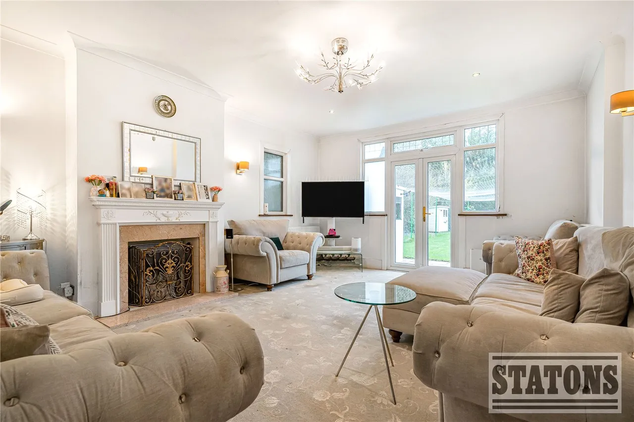 Chase Side, London, N14 4PR, photo 5
