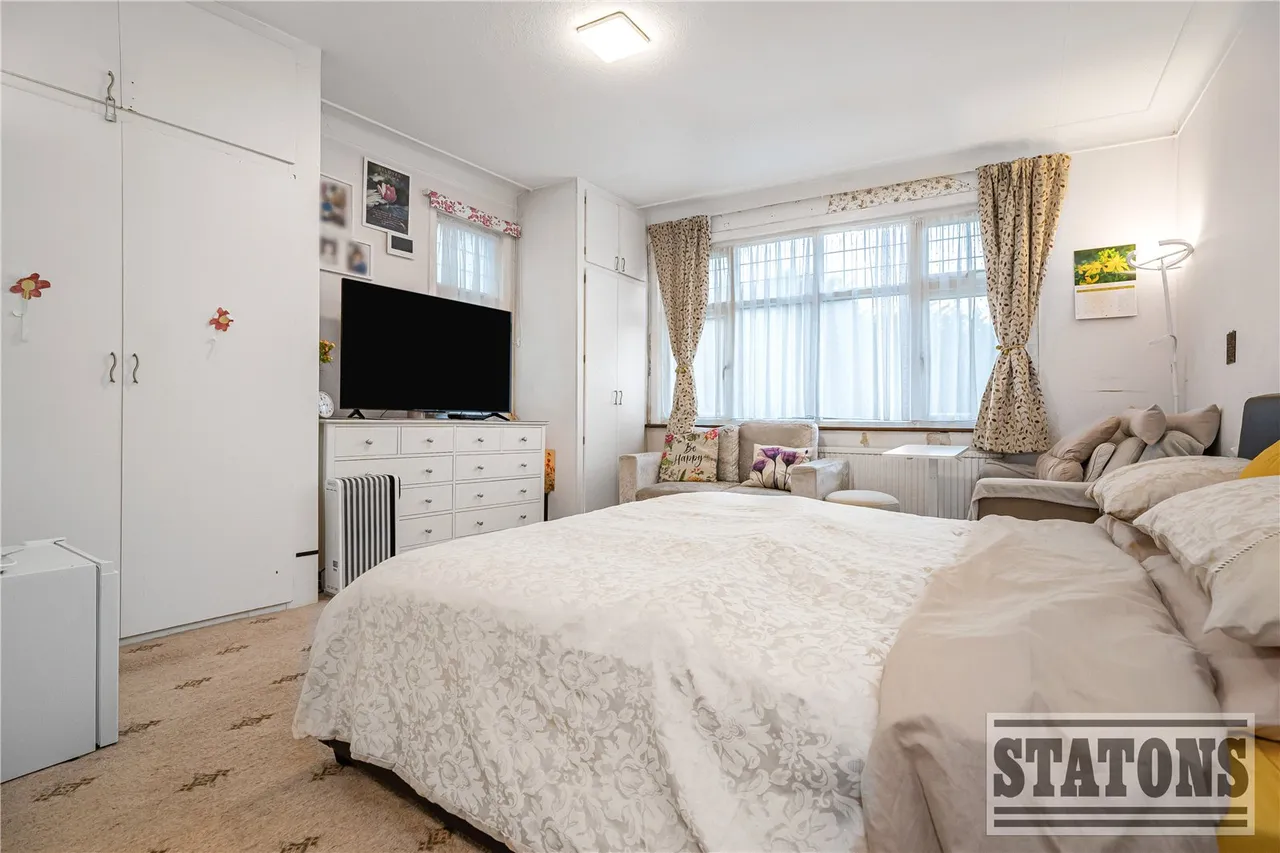 Chase Side, London, N14 4PR, photo 9