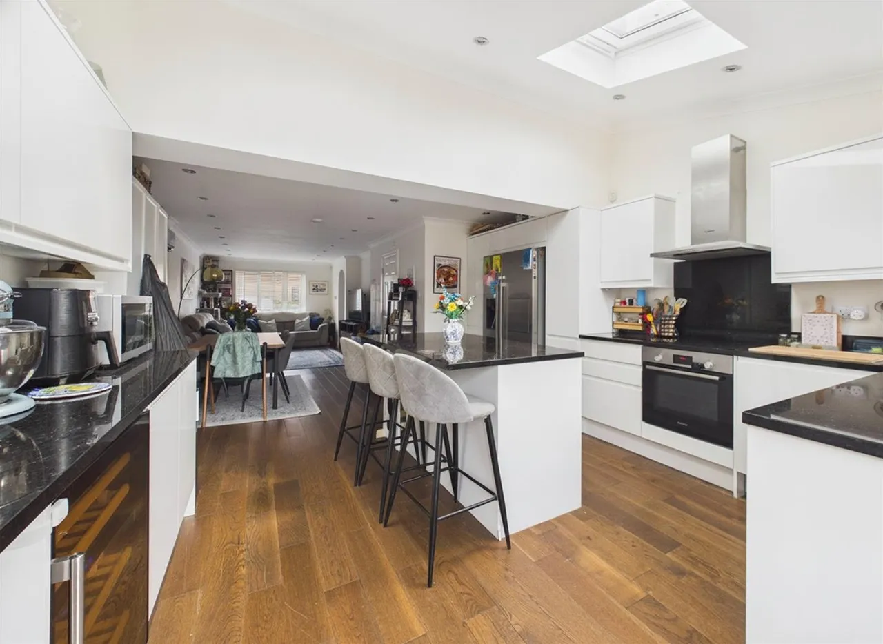Greystoke Drive, Ruislip, Middlesex, HA4 7YL, photo 5