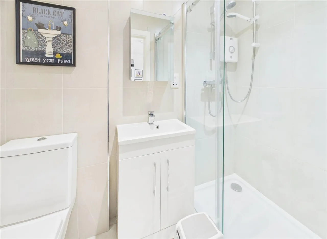 Greystoke Drive, Ruislip, Middlesex, HA4 7YL, photo 6
