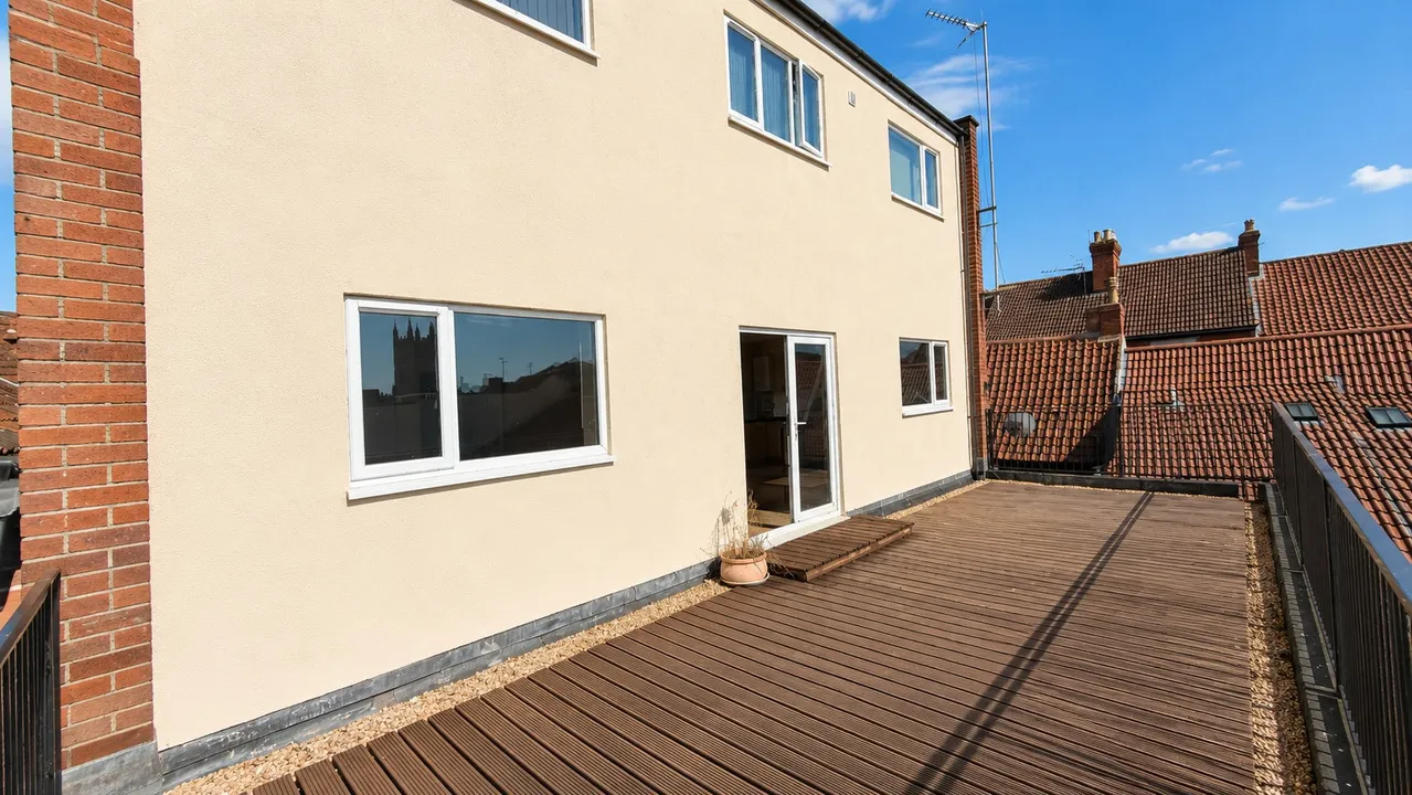 2 bed flat for sale, Market Place, Glastonbury