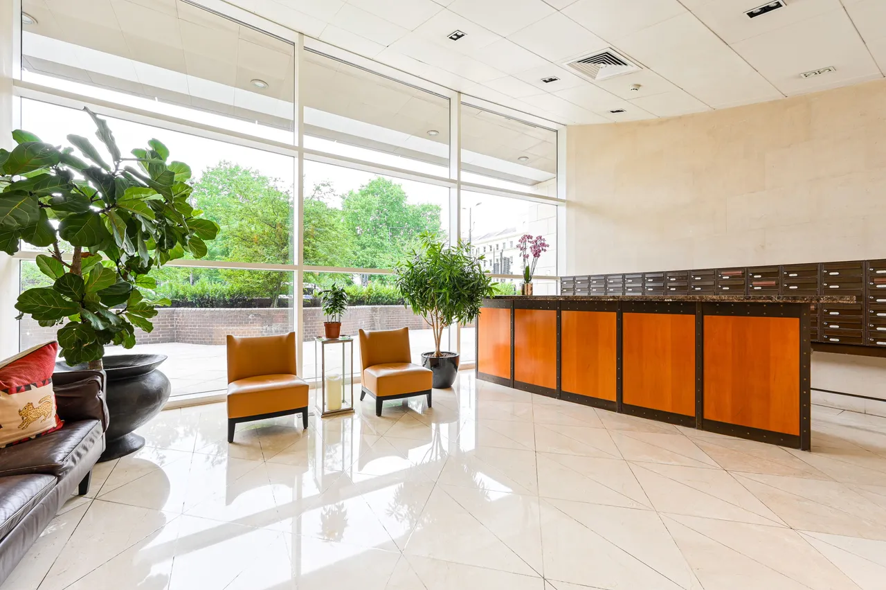 29 The Panoramic, 152 Grosvenor Road, London, photo 7