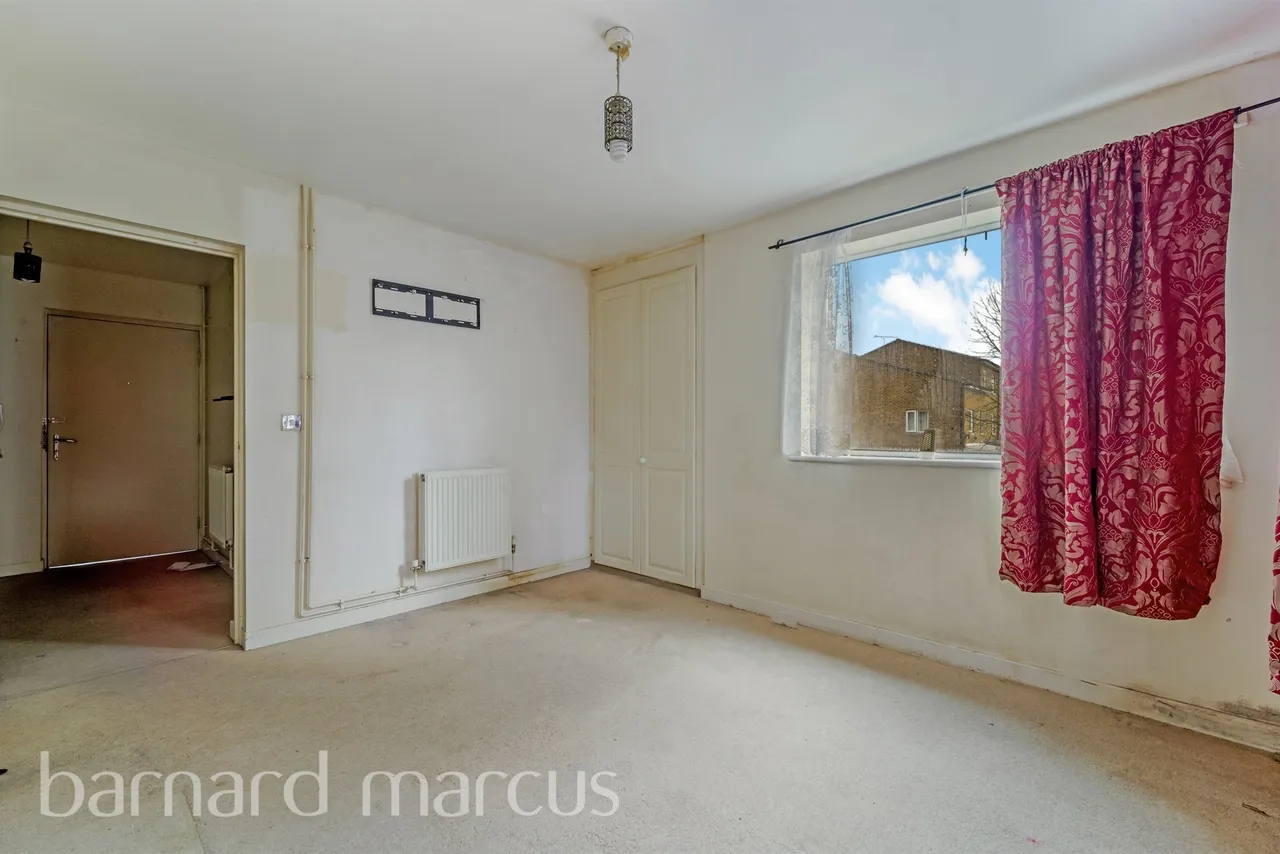 Corfe Close, Whitton, TW4, photo 6