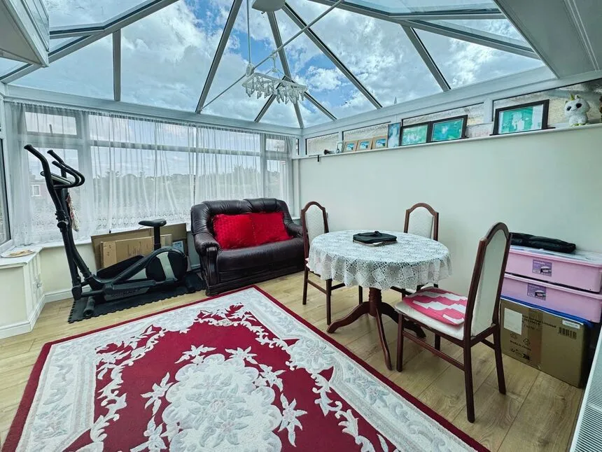 Laburnum Gardens, Bexhill-on-Sea, East Sussex, TN40, photo 5