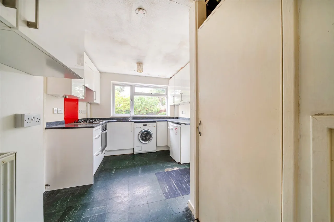 Pondwood Rise, Orpington, BR6, photo 13