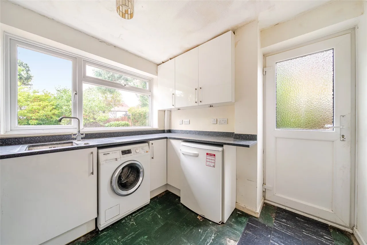 Pondwood Rise, Orpington, BR6, photo 14