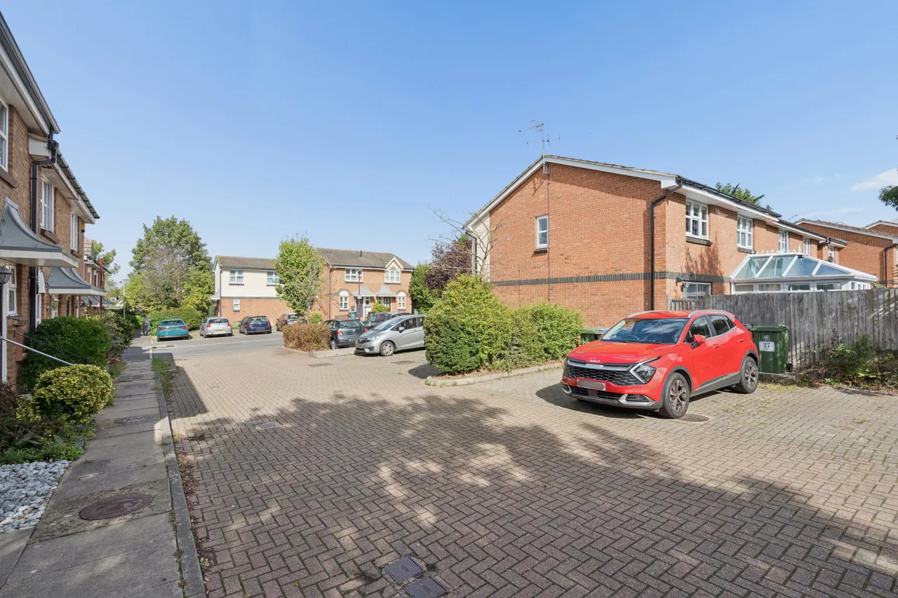 Avenue Terrace, Watford, WD19, photo 16