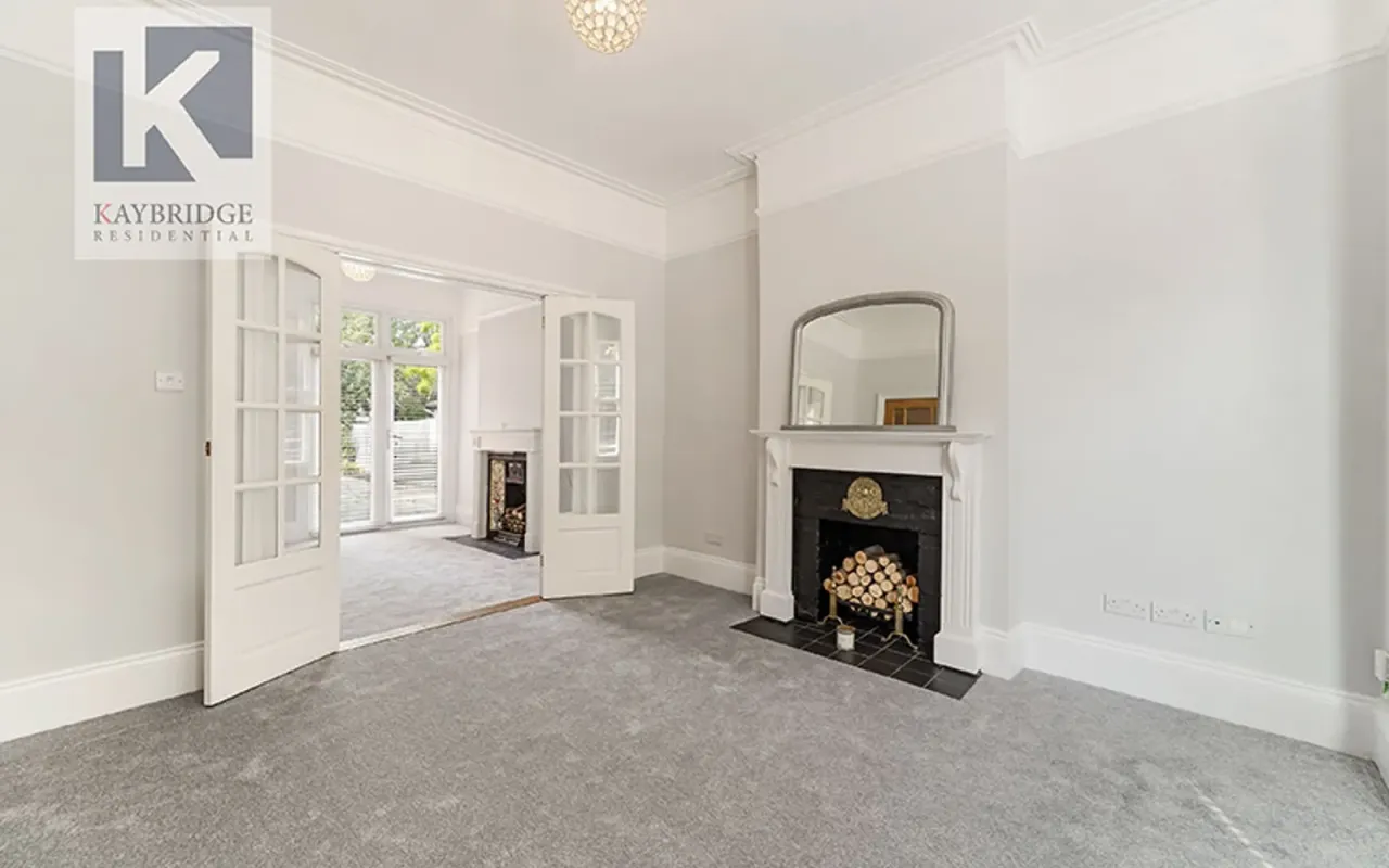 London Road, Ewell, KT17, photo 2