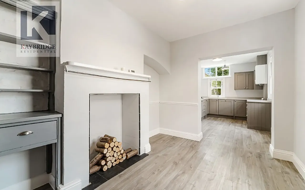 London Road, Ewell, KT17, photo 6