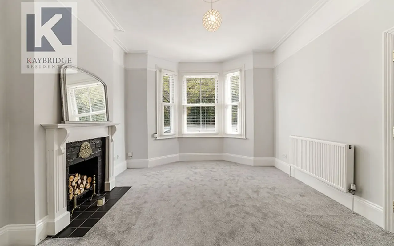 London Road, Ewell, KT17, photo 3