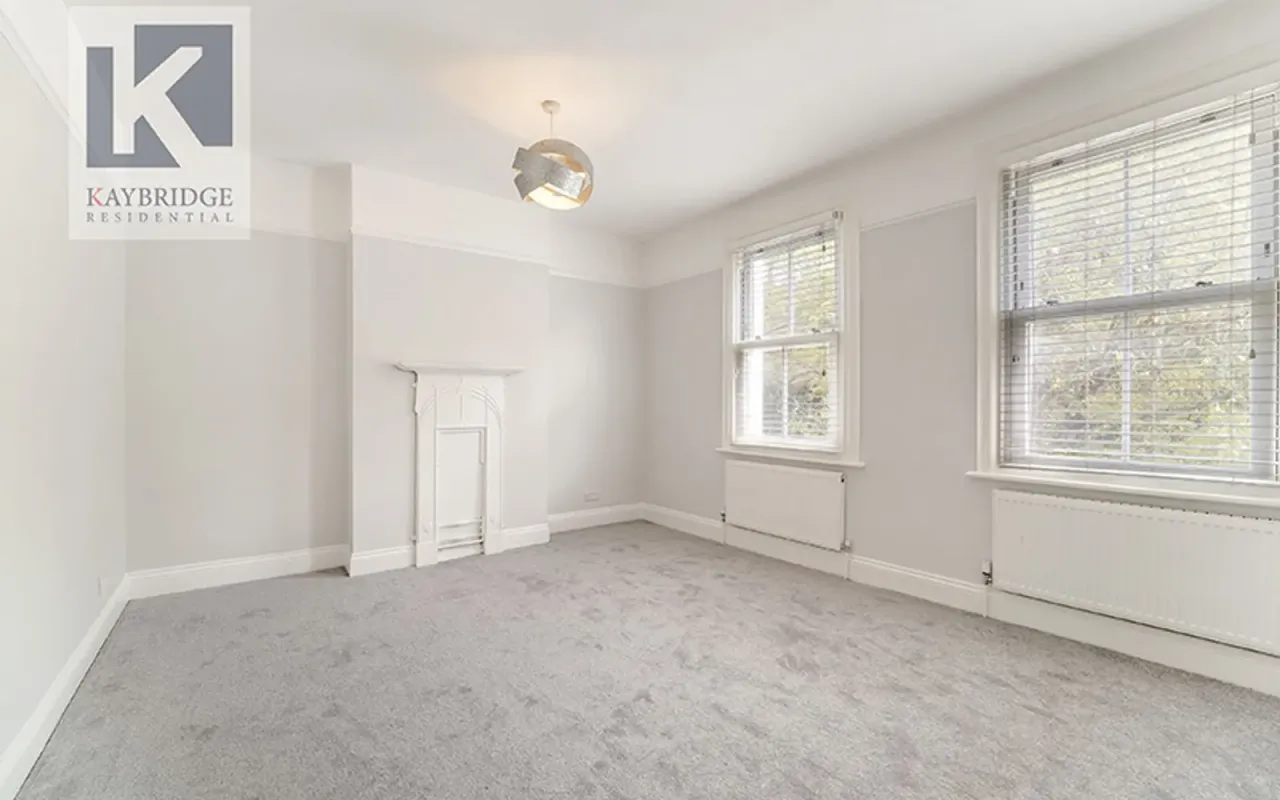 London Road, Ewell, KT17, photo 10