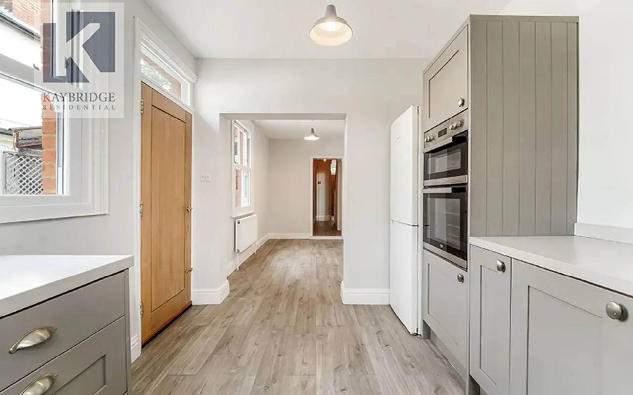 London Road, Ewell, KT17, photo 8