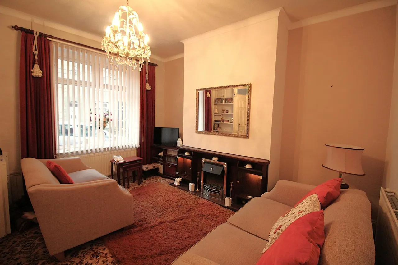Prince George Street, Oldham, OL1, photo 3