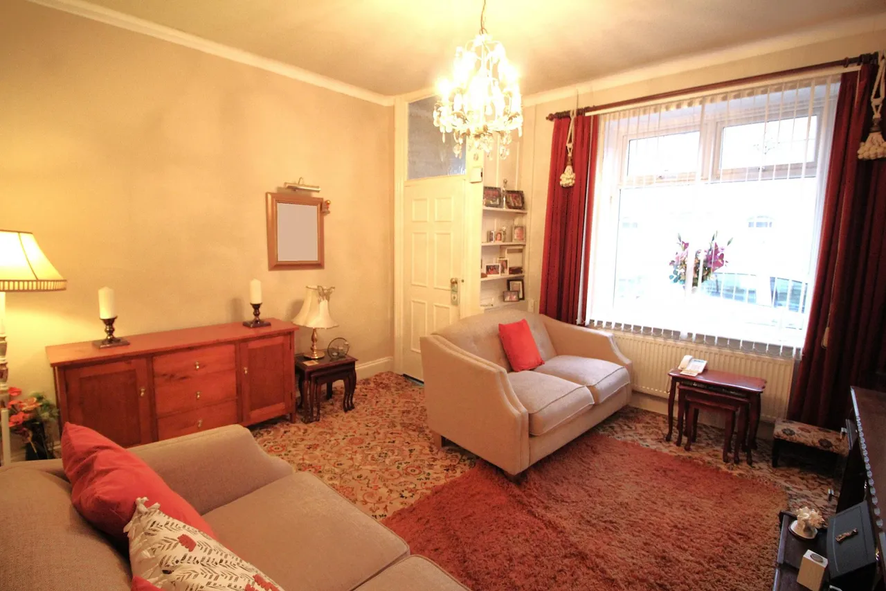 Prince George Street, Oldham, OL1, photo 4