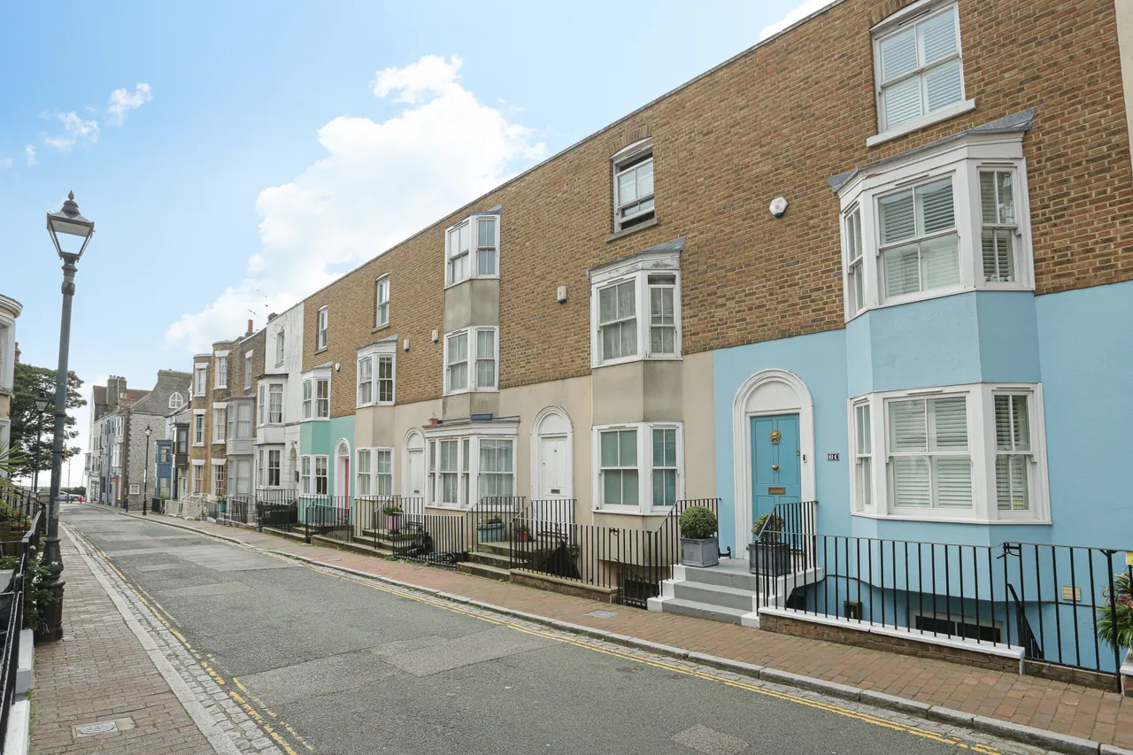 Addington Street, Ramsgate, CT11, photo 24