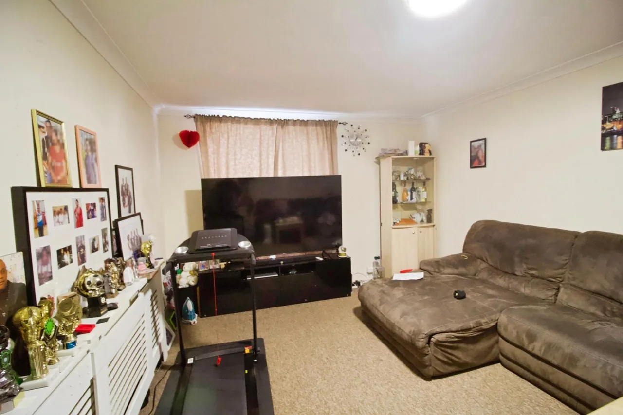 Milwards, Harlow, CM19, photo 4