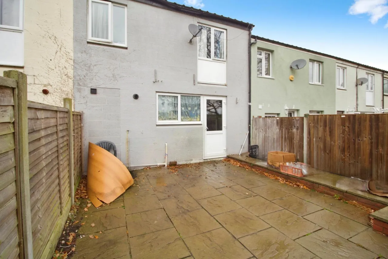 Milwards, Harlow, CM19, photo 10