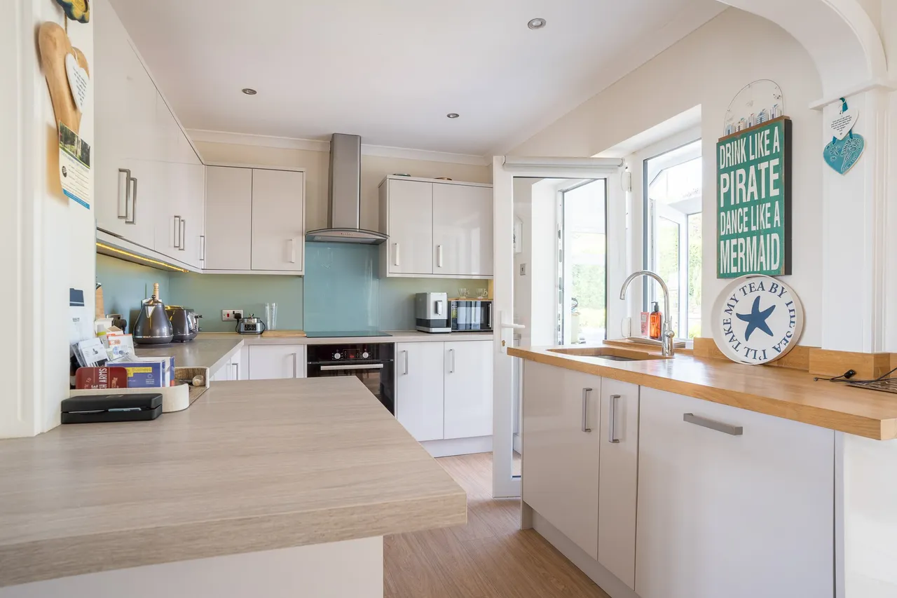 14, Cae du Estate, Abersoch, Pwllheli, Gwynedd, LL53 7EN, photo 7