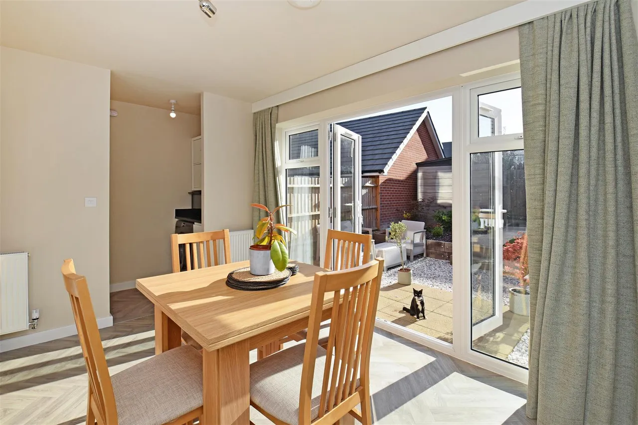 Blackthorn Way, Cullompton, photo 6