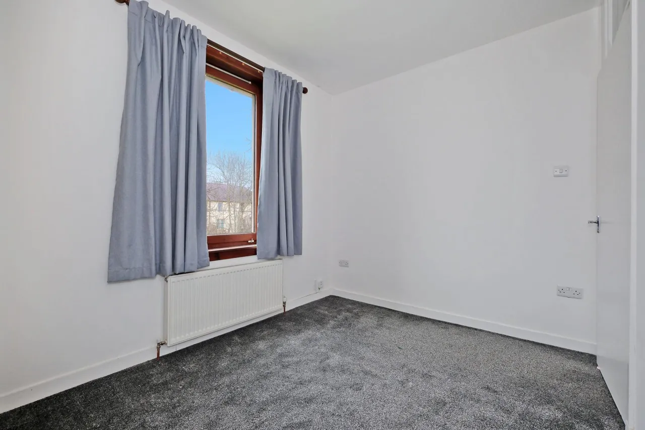 Rosehill Avenue, Rosehill, AB24, photo 12