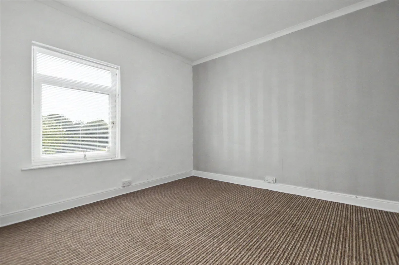 Wood Lane, Rothwell, LS26, photo 11