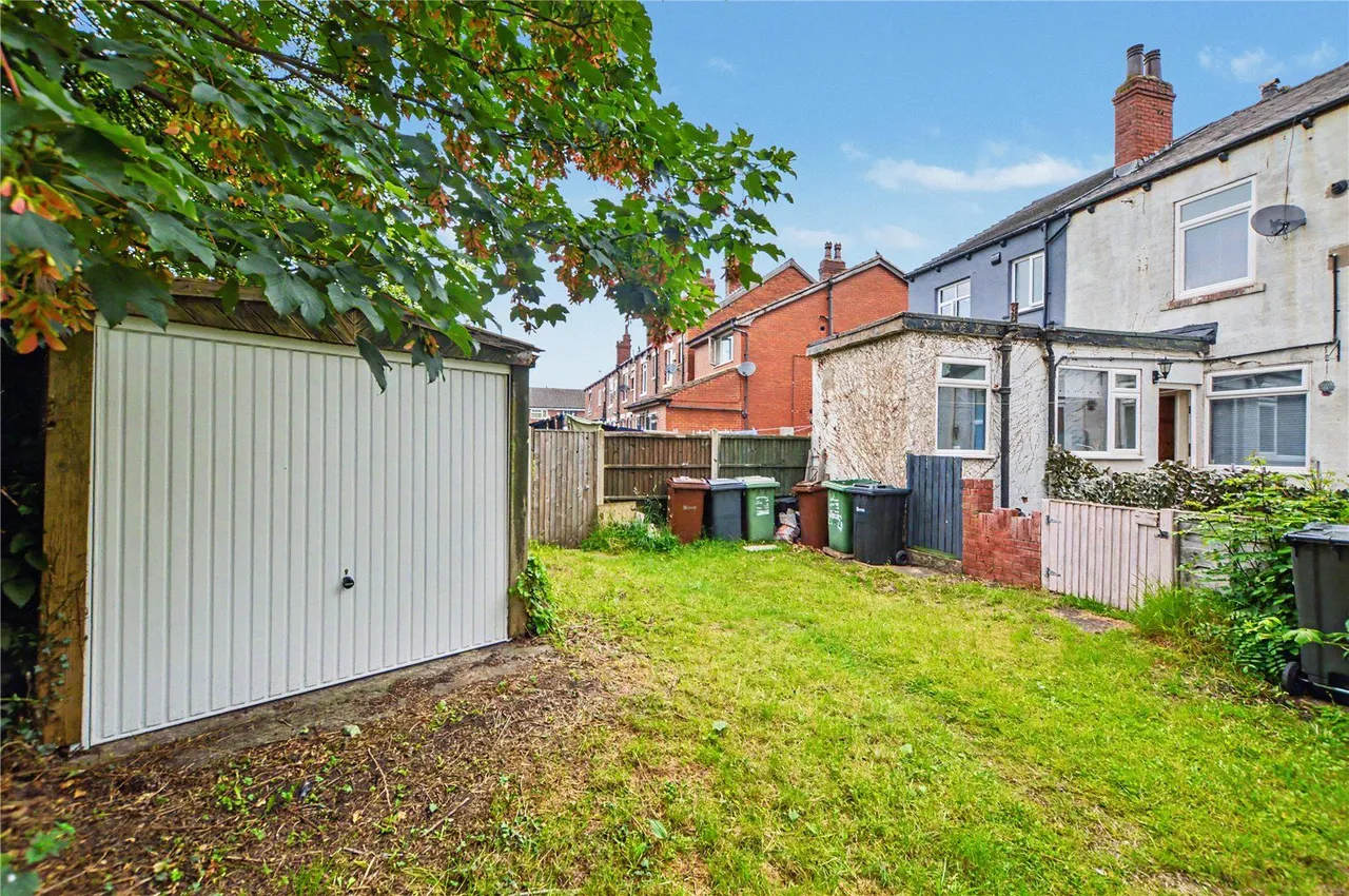 Wood Lane, Rothwell, LS26, photo 9