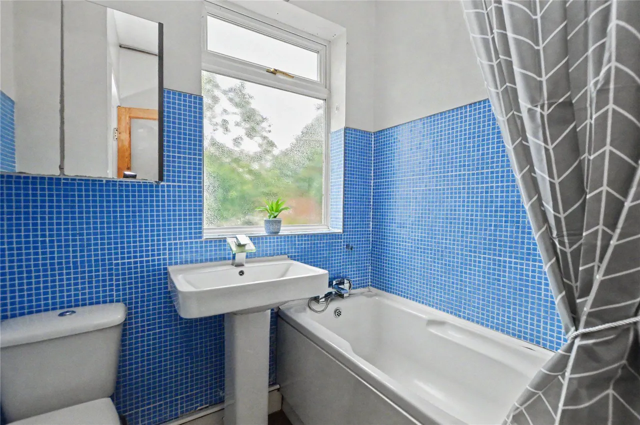 Wood Lane, Rothwell, LS26, photo 14