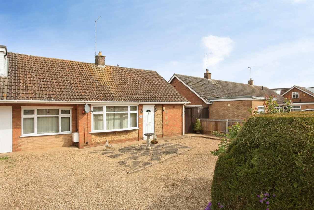 School Road, Newborough, PE6, photo 26