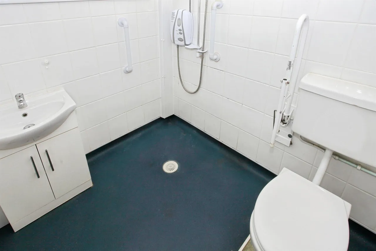 School Road, Newborough, PE6, photo 14