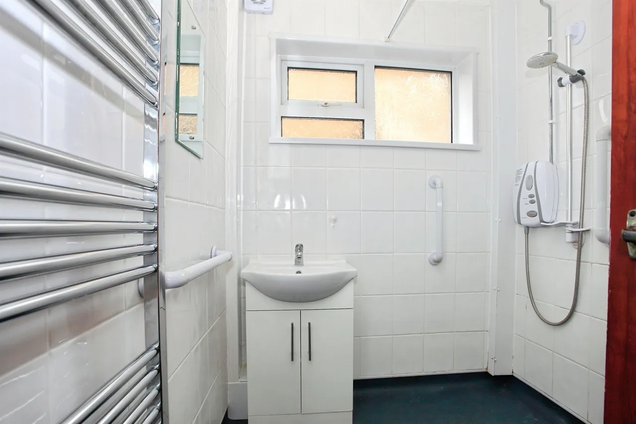 School Road, Newborough, PE6, photo 5