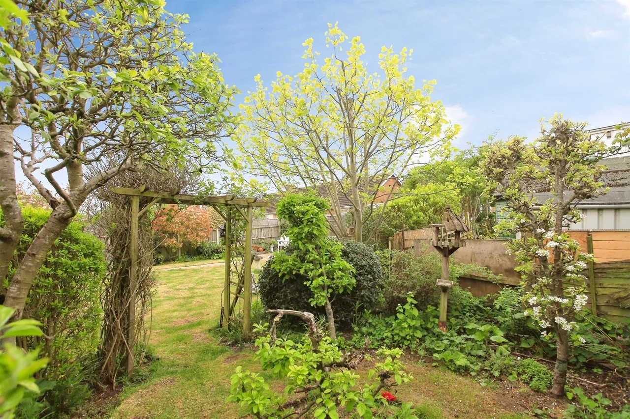 School Road, Newborough, PE6, photo 17