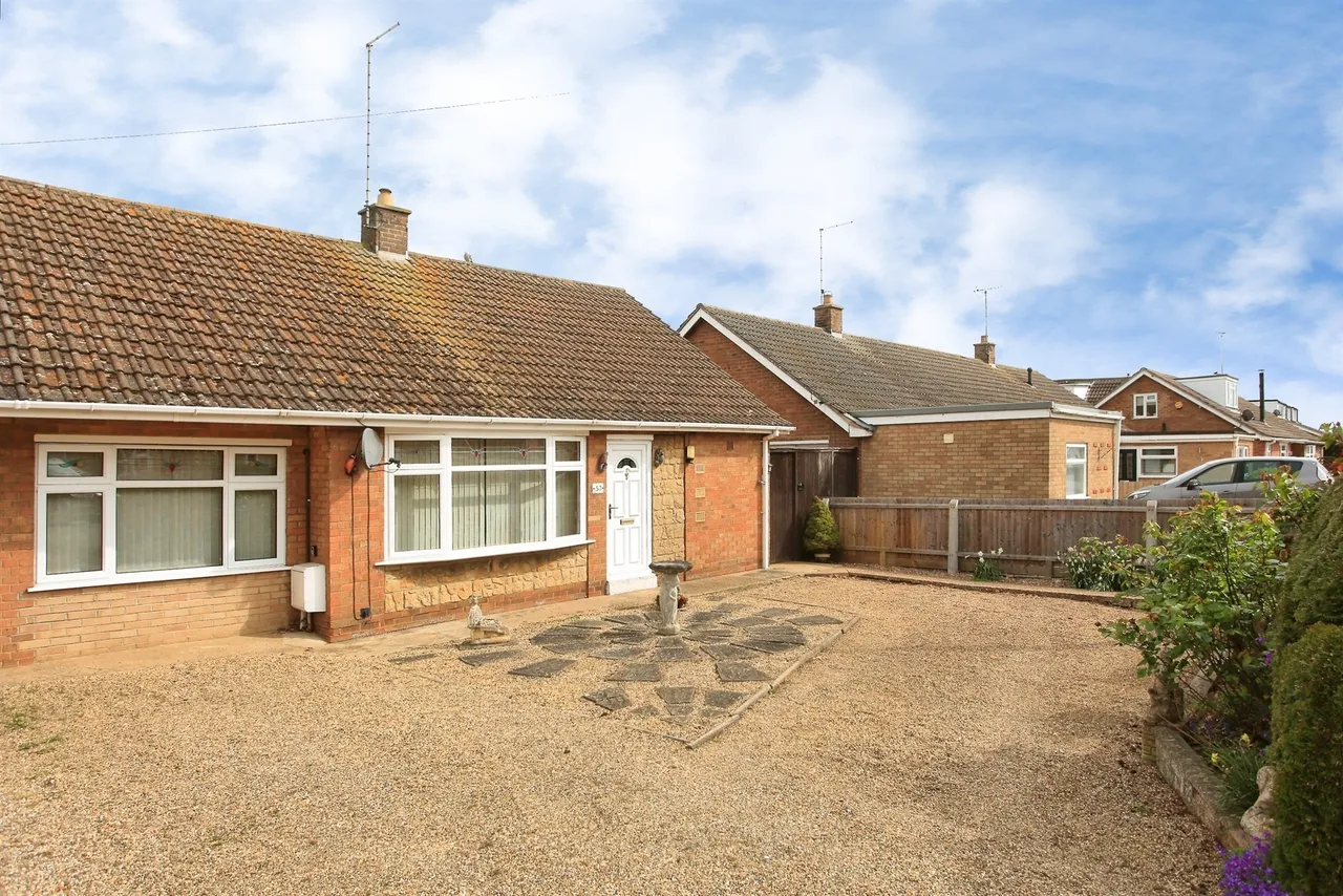 School Road, Newborough, PE6, photo 18