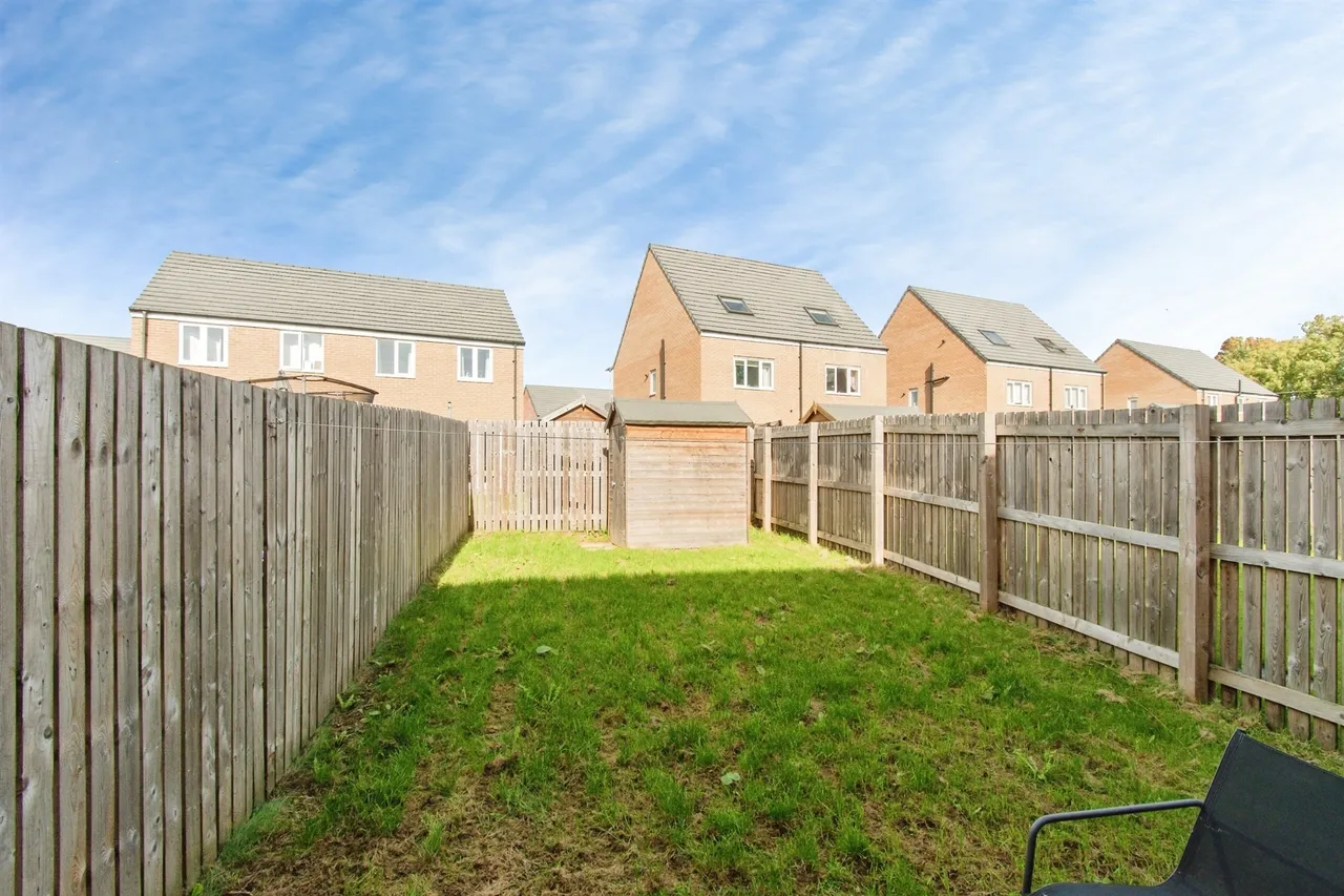 Newthorpe View, Micklefield, LS25, photo 13
