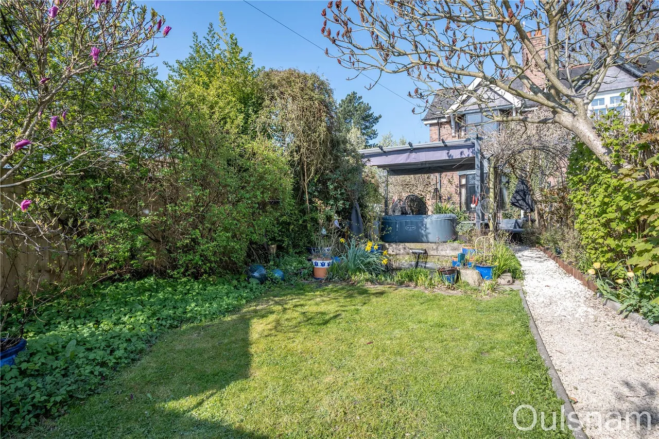 Conway Road, Bromsgrove, Worcestershire, B60 2AD, photo 2