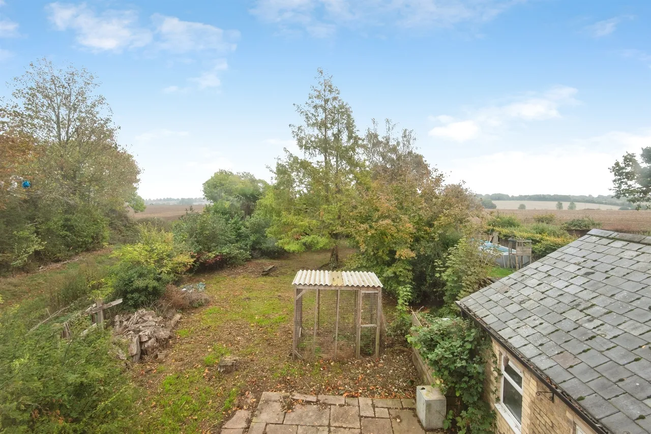 Ashwell Road, Guilden Morden, SG8, photo 10